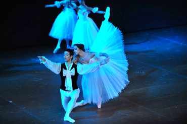 Aniversário do Bolshoi em Joinville com espetáculos no Teatro Juarez Machado