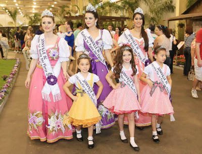 Festa das Flores no Encontro Brasil-Alemanha e tradições de Joinville