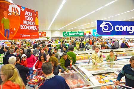 Supermercado Manentti inaugura em Capivari de Baixo