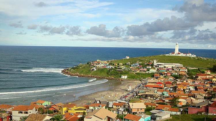 Redes de Esgosto clandestinas na Prainha do Farol de Santa Marta