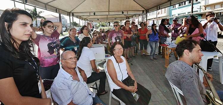 Dia Internacional da Mulher com várias ações em Laguna